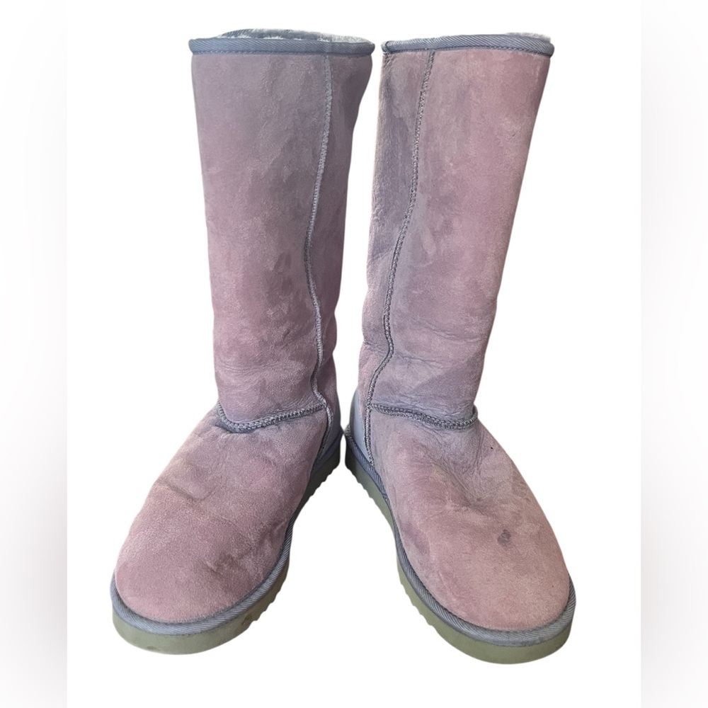 UGG Women's Lavender Winter Boots 10W